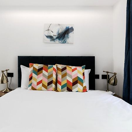 Comfortable Apartments Near Harrods 런던 외부 사진
